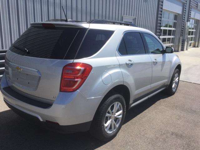 2017 Chevrolet Equinox FWD 4dr LT W/1lt